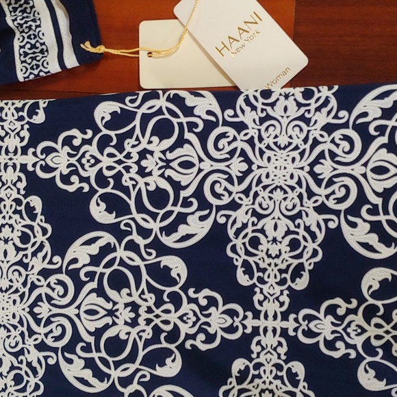 Haani Floral Print Stretchy Split V-Neck 3/4 Sleeve Dress Navy White Size 3X - Picture 4 of 12